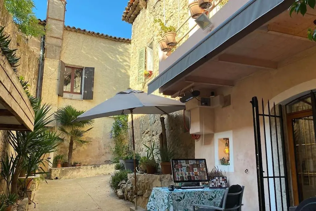 Historic Authentic Atmosphere - High-End Luxury Decor لو كانيت فرنسا
